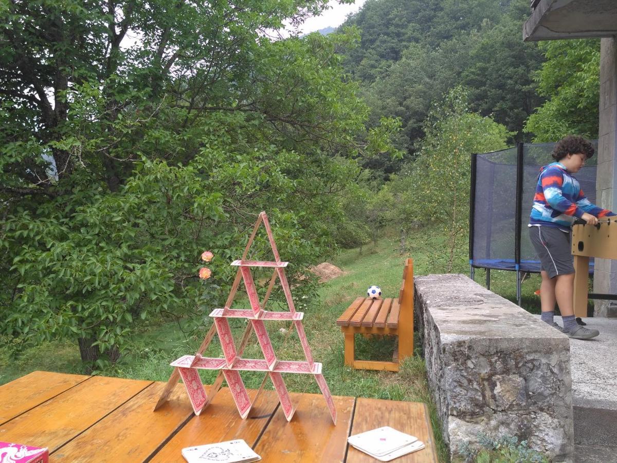 Taramour Cottages. Мойковац Екстер'єр фото