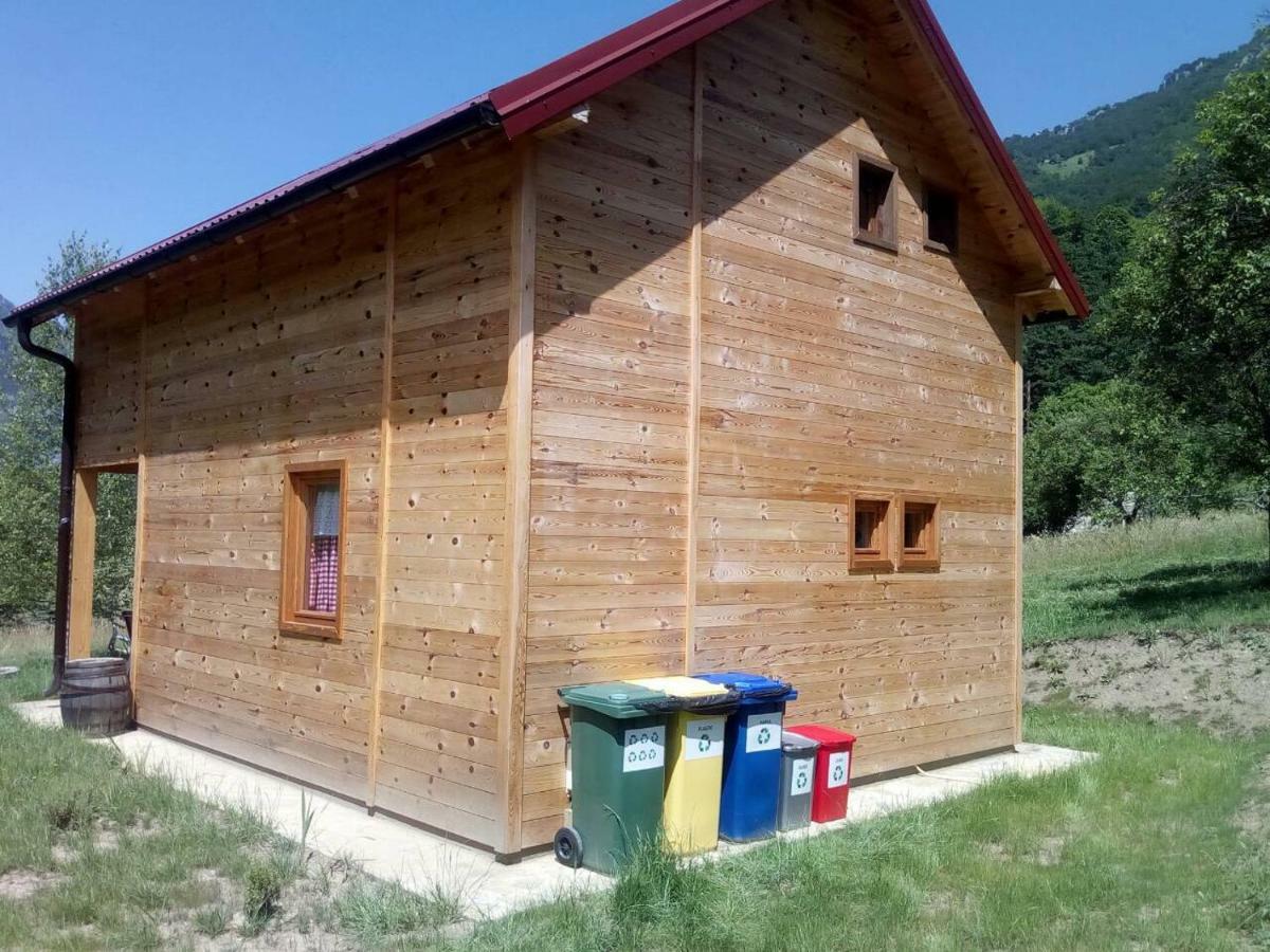 Taramour Cottages. Мойковац Екстер'єр фото