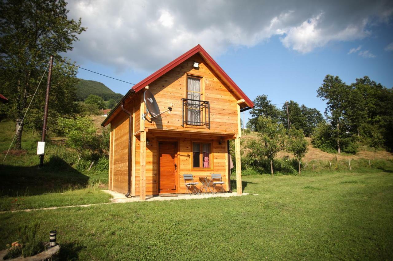 Taramour Cottages. Мойковац Екстер'єр фото