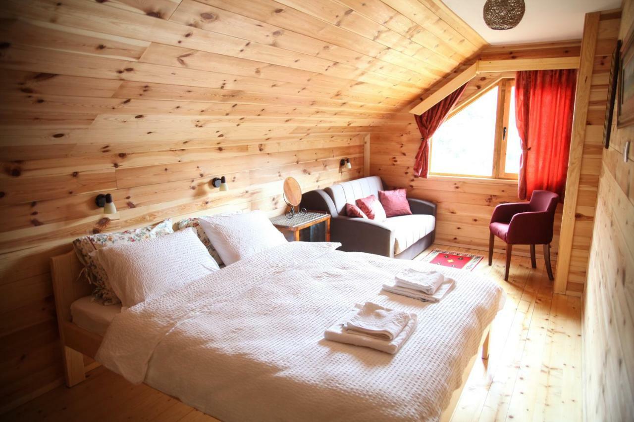 Taramour Cottages. Мойковац Екстер'єр фото