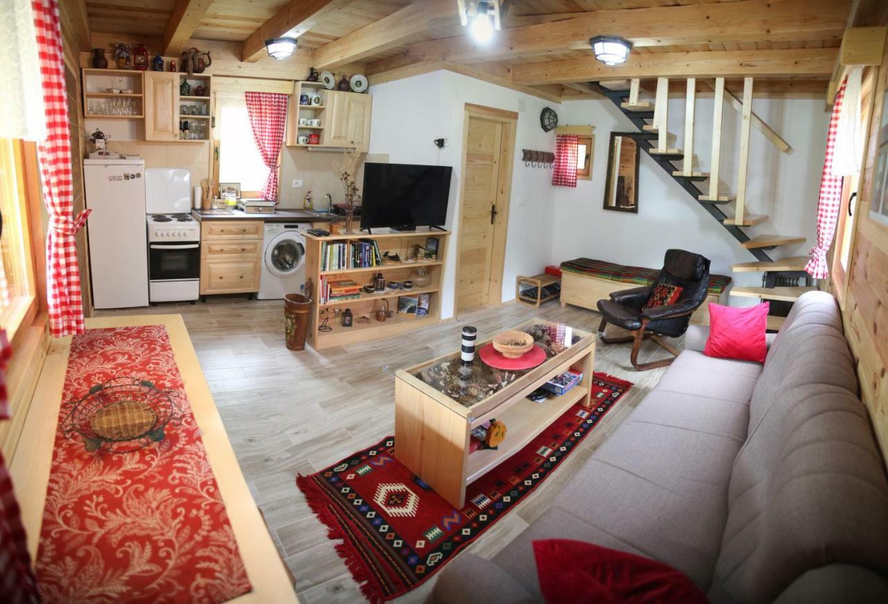 Taramour Cottages. Мойковац Екстер'єр фото