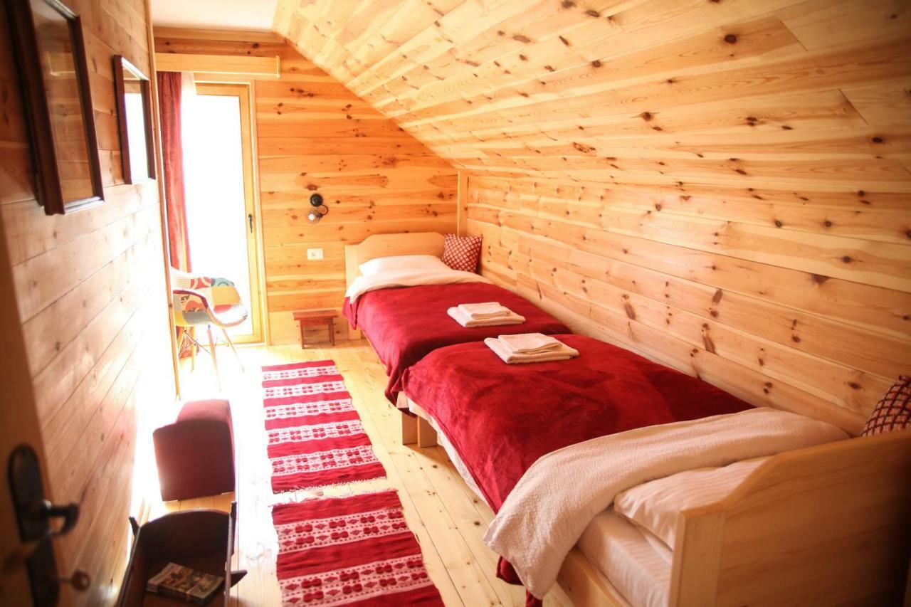 Taramour Cottages. Мойковац Екстер'єр фото